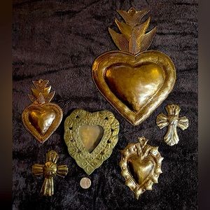 Sacred hearts, Milagros, Crosses - Lot of 6